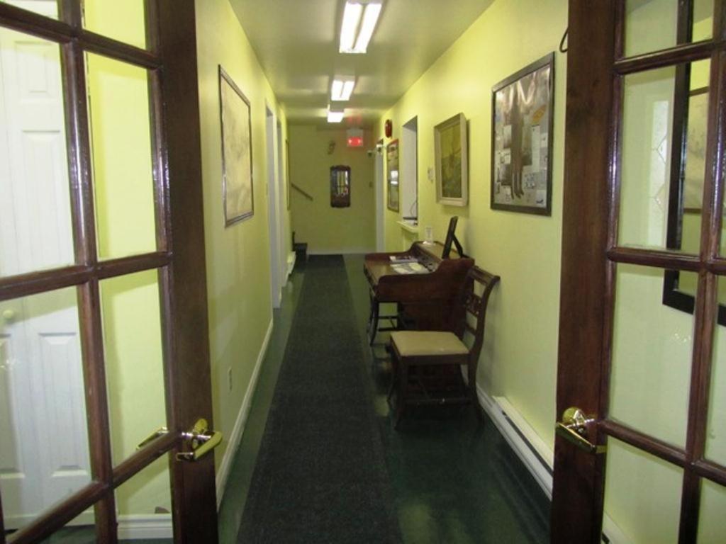 The Gaultois Inn מראה חיצוני תמונה